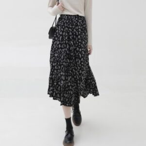 ボトムス　スカート