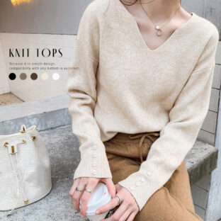 Vネックラインスリットニット 全５色
