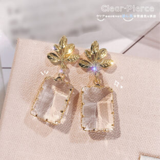 クリアスクエア ピアス