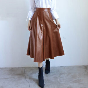 ジャケット、下、何着る