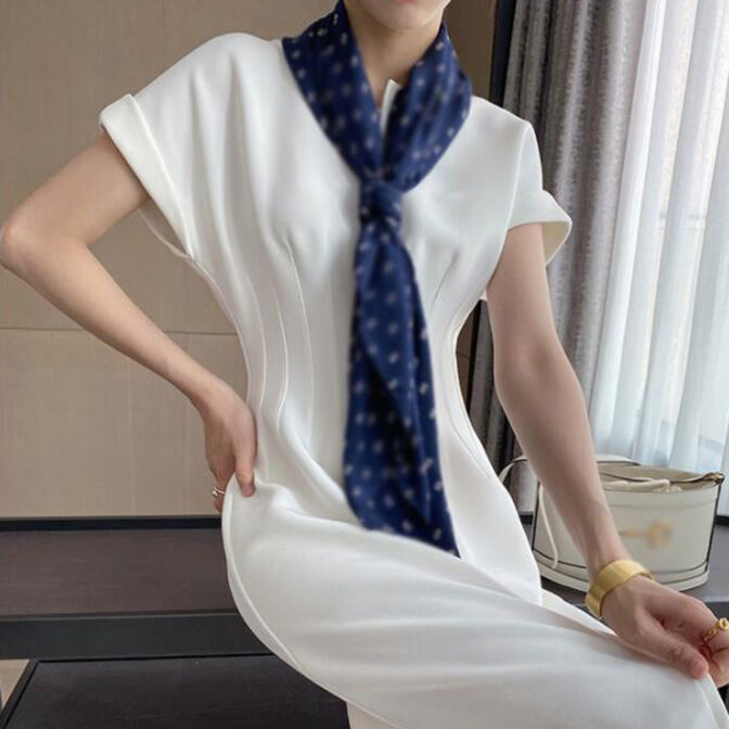 白 ワンピース きれいめ