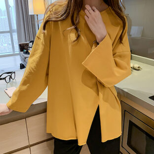 スリットカジュアルTシャツ 全４色