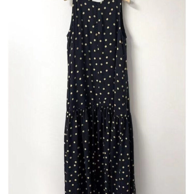 ドット柄ワンピース