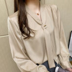 ブラウス オフィス