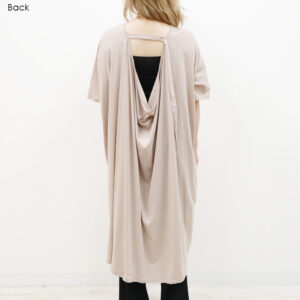 背中あき トップス 大人