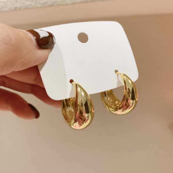 ピアス レディース