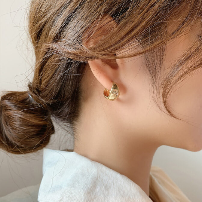 ピアス レディース