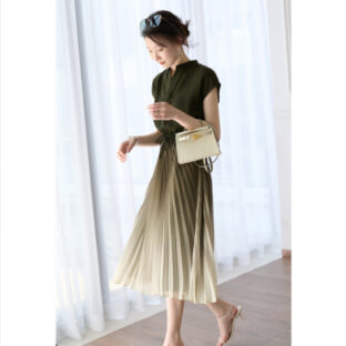 グラデーションロイヤルワンピース